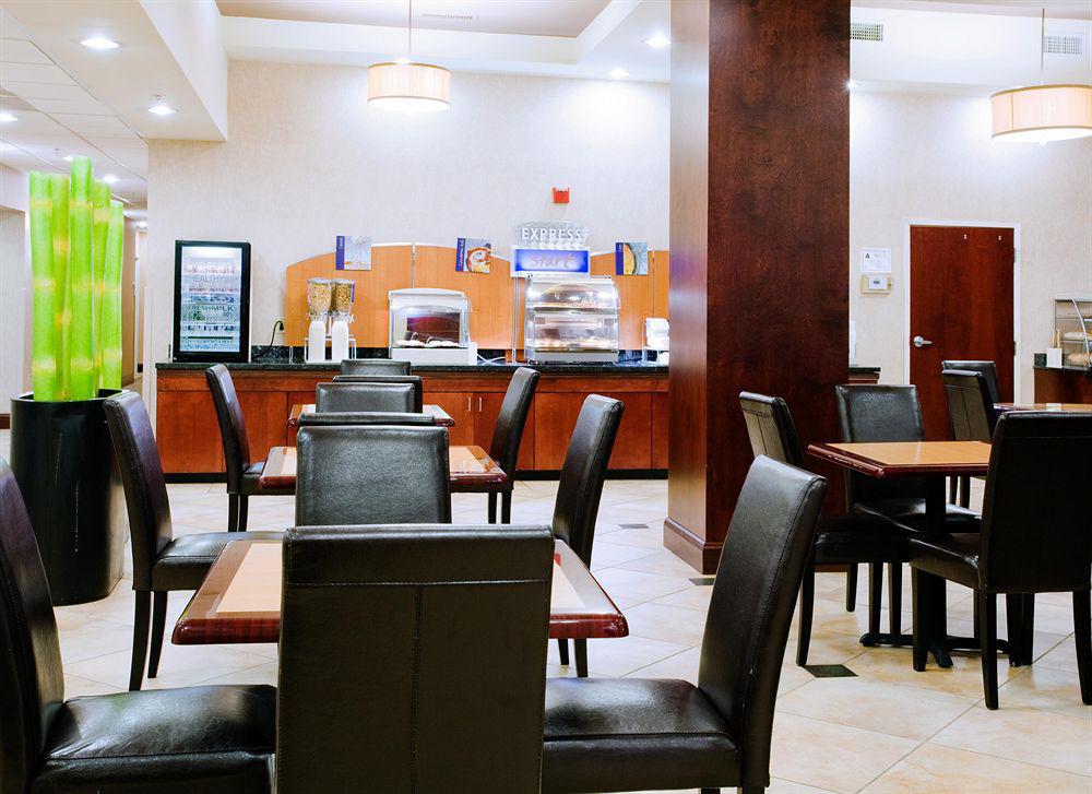 Holiday Inn Express Arrowood By Ihg Charlotte Restauracja zdjęcie