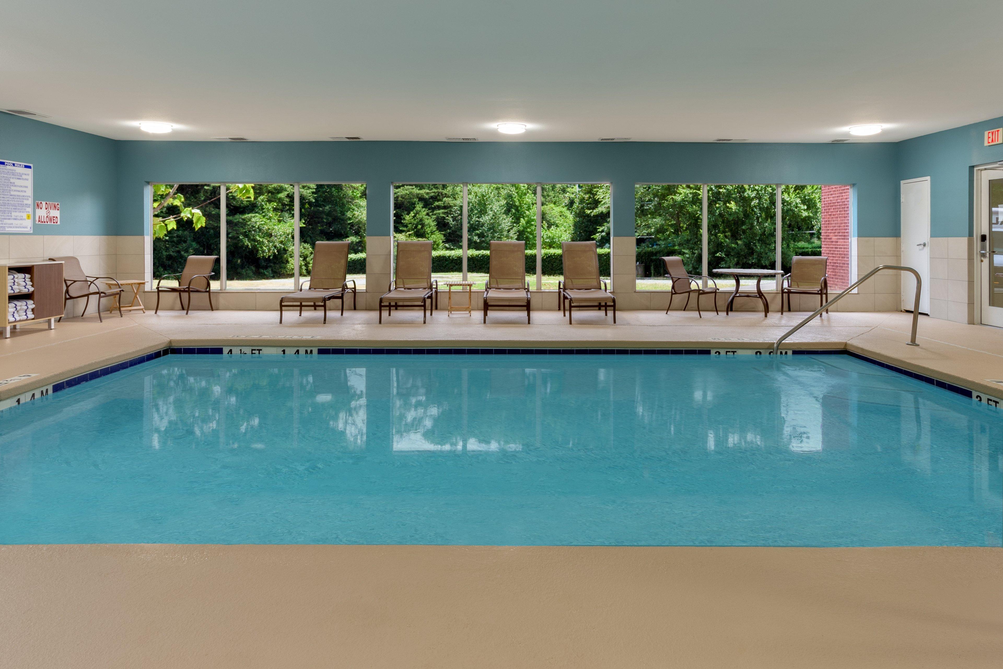 Holiday Inn Express Arrowood By Ihg Charlotte Zewnętrze zdjęcie