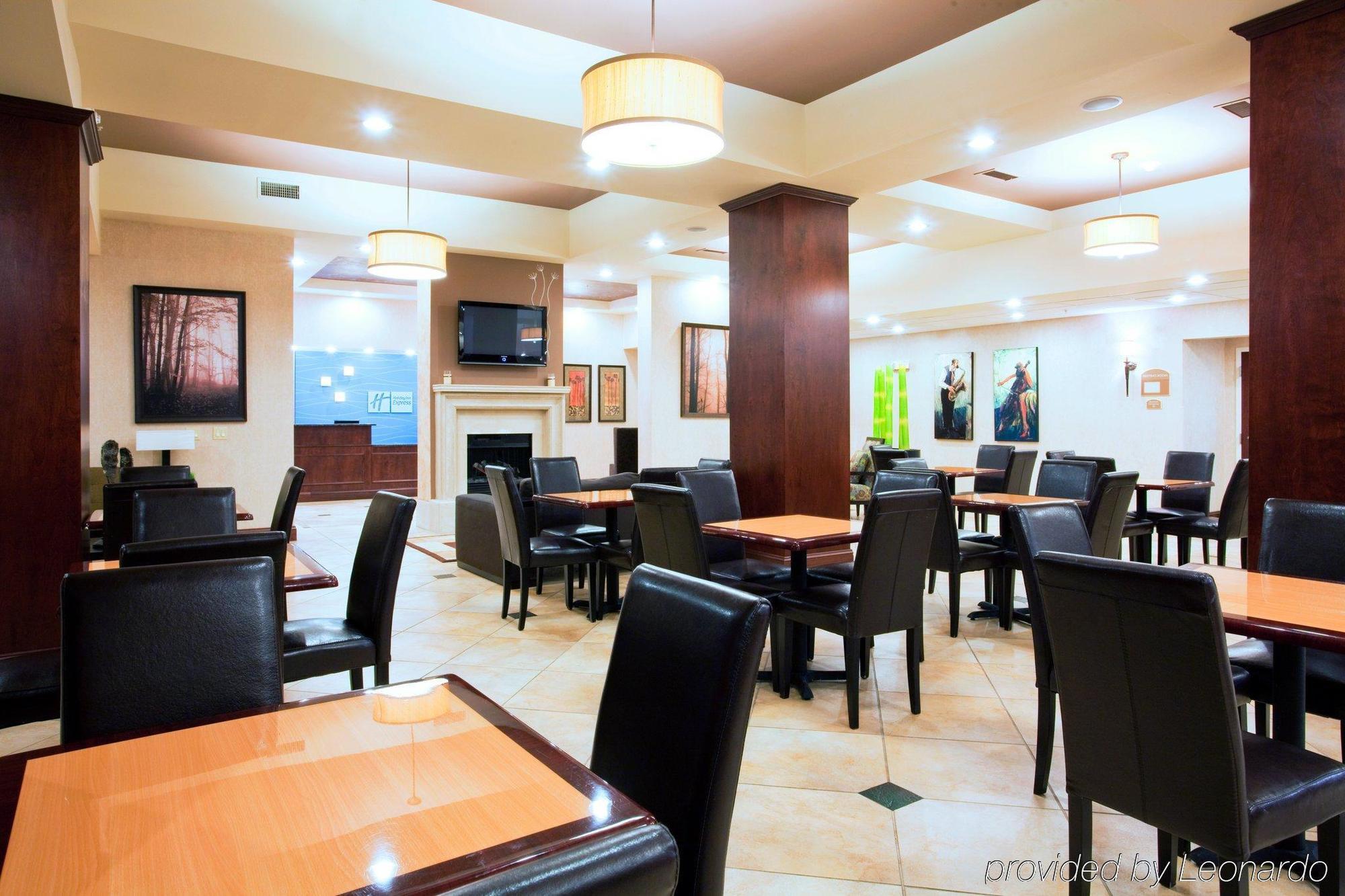 Holiday Inn Express Arrowood By Ihg Charlotte Zewnętrze zdjęcie