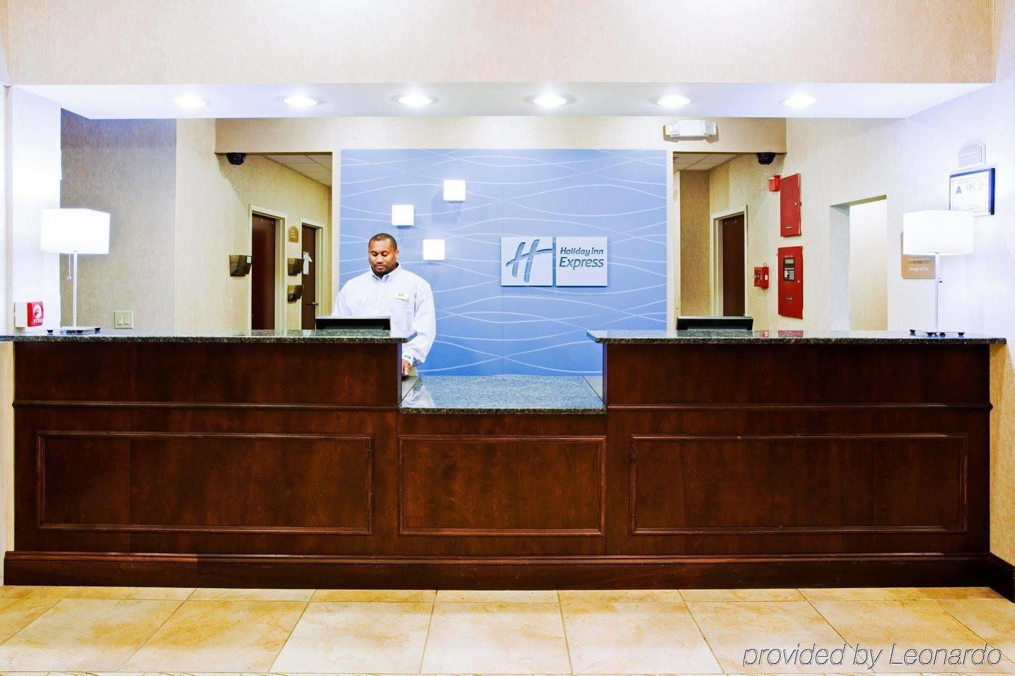 Holiday Inn Express Arrowood By Ihg Charlotte Wnętrze zdjęcie