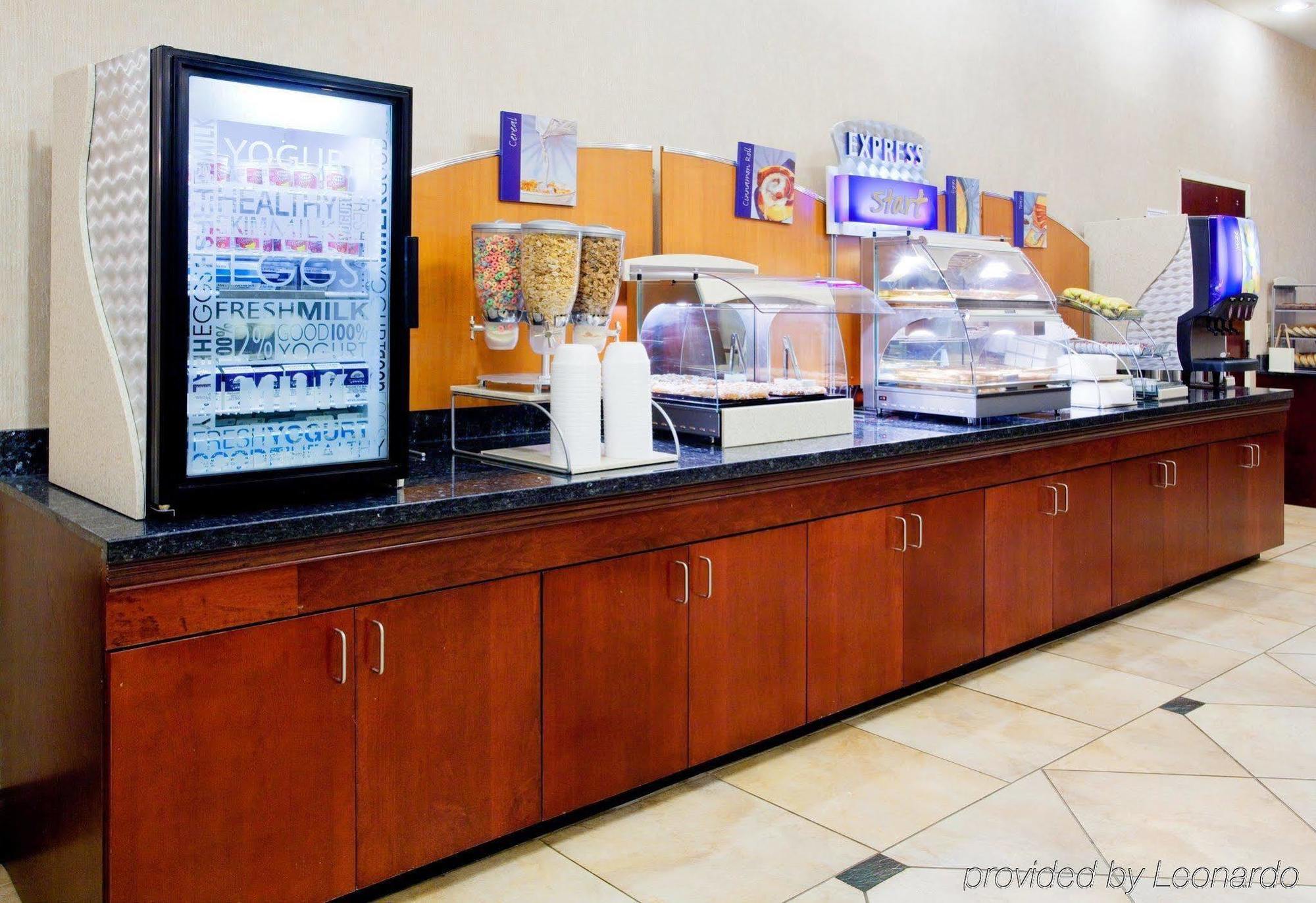 Holiday Inn Express Arrowood By Ihg Charlotte Restauracja zdjęcie