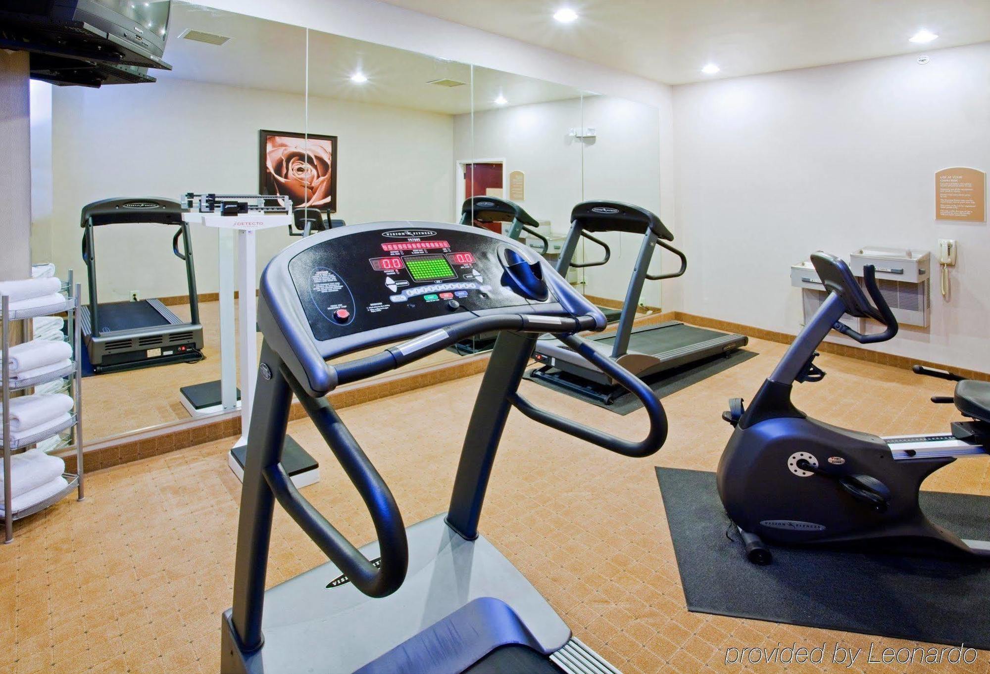 Holiday Inn Express Arrowood By Ihg Charlotte Zewnętrze zdjęcie