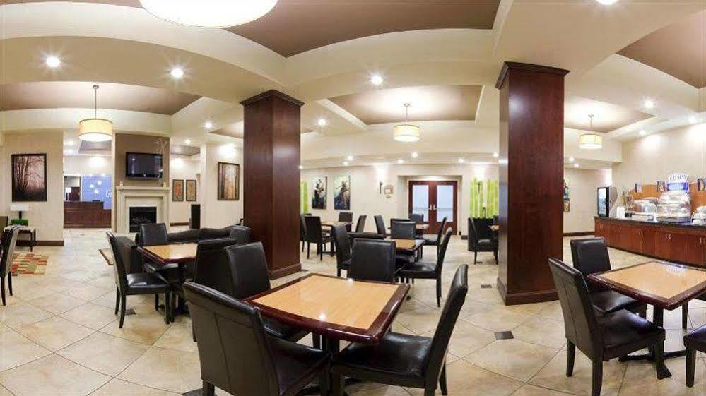 Holiday Inn Express Arrowood By Ihg Charlotte Zewnętrze zdjęcie