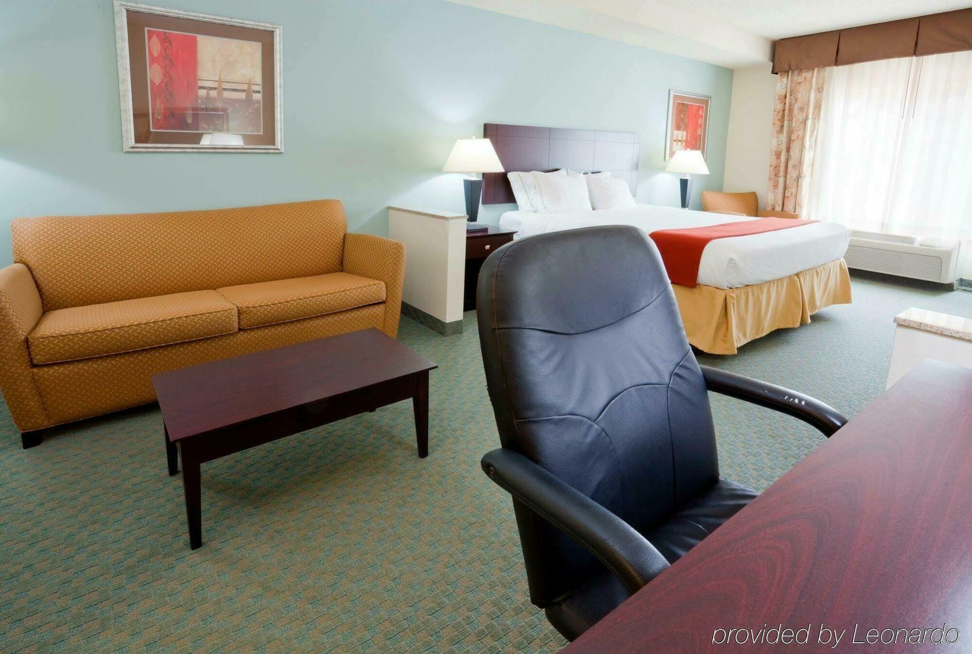 Holiday Inn Express Arrowood By Ihg Charlotte Pokój zdjęcie